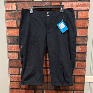 Columbia Black Active Fit Capri Pants